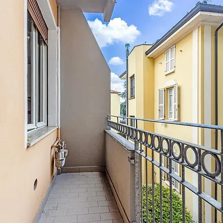Clelia Apartment